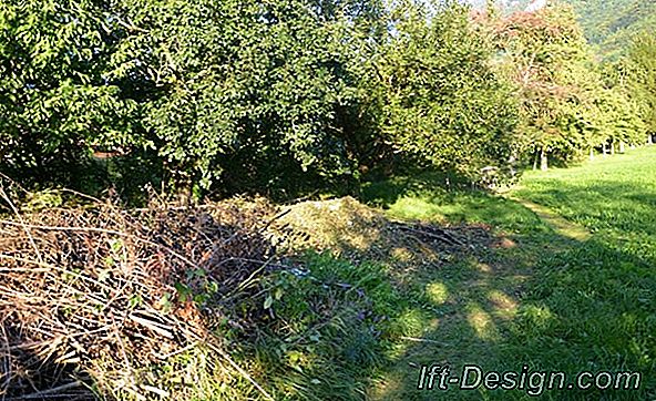 Wörter im Garten: Platz mit Schiefern und Plakaten!