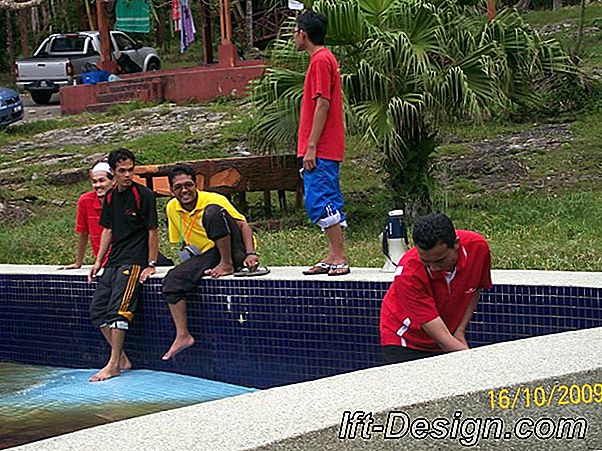 Lantai apa yang menutupi kolam saya?