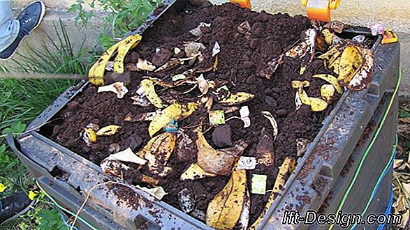 Um balde de compostagem vintage para a cozinha