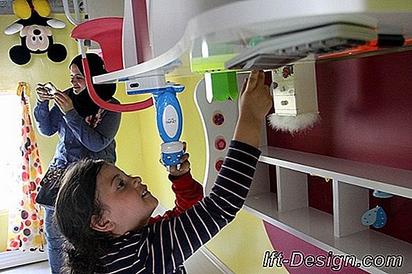 Video: Bir çocuk odası için bir zemin lambası özelleştirin