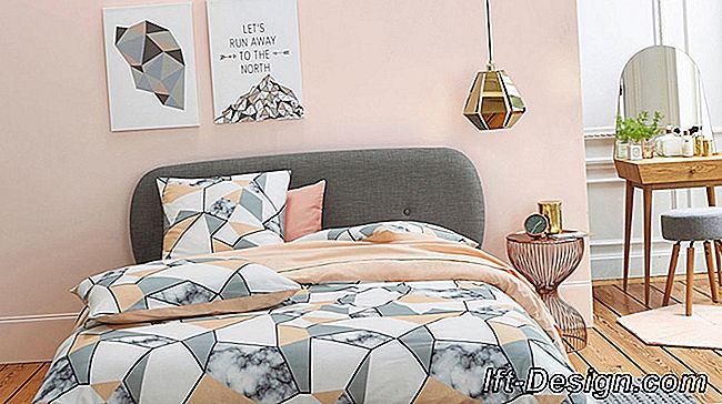 Dekorer væggen over hans seng: dekorere